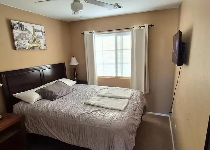 Premier Quiet Cozy Wi-fi & Coffee, San Tan Valley Holiday home
